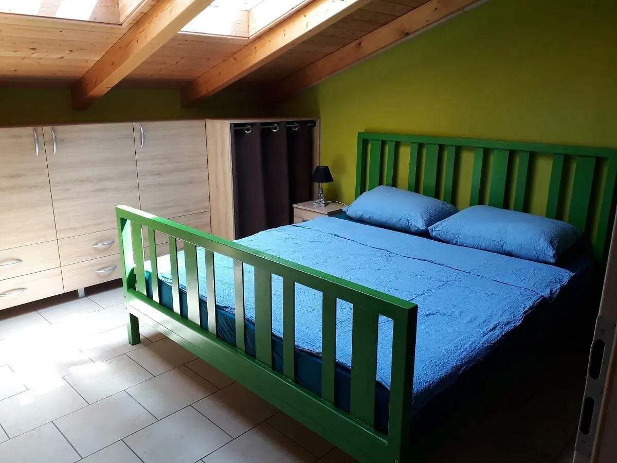 Relax Apartment Pula 0*,  Croatia